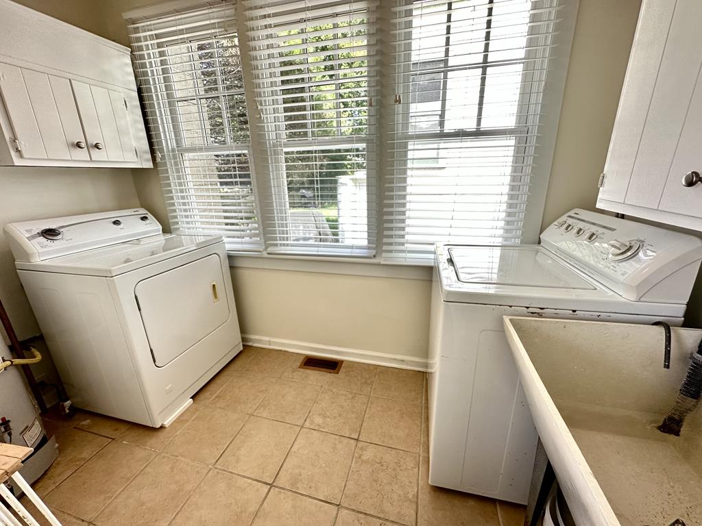 BEACH BLOCK - HOWARD STREET | Photo 23