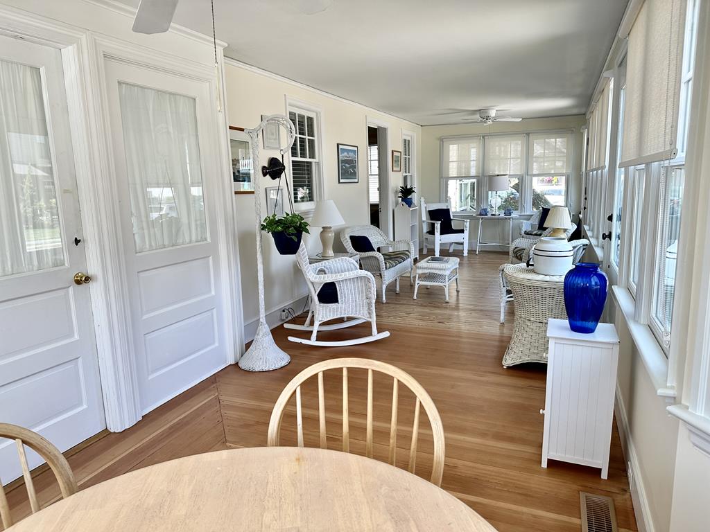 BEACH BLOCK - HOWARD STREET | Photo 7