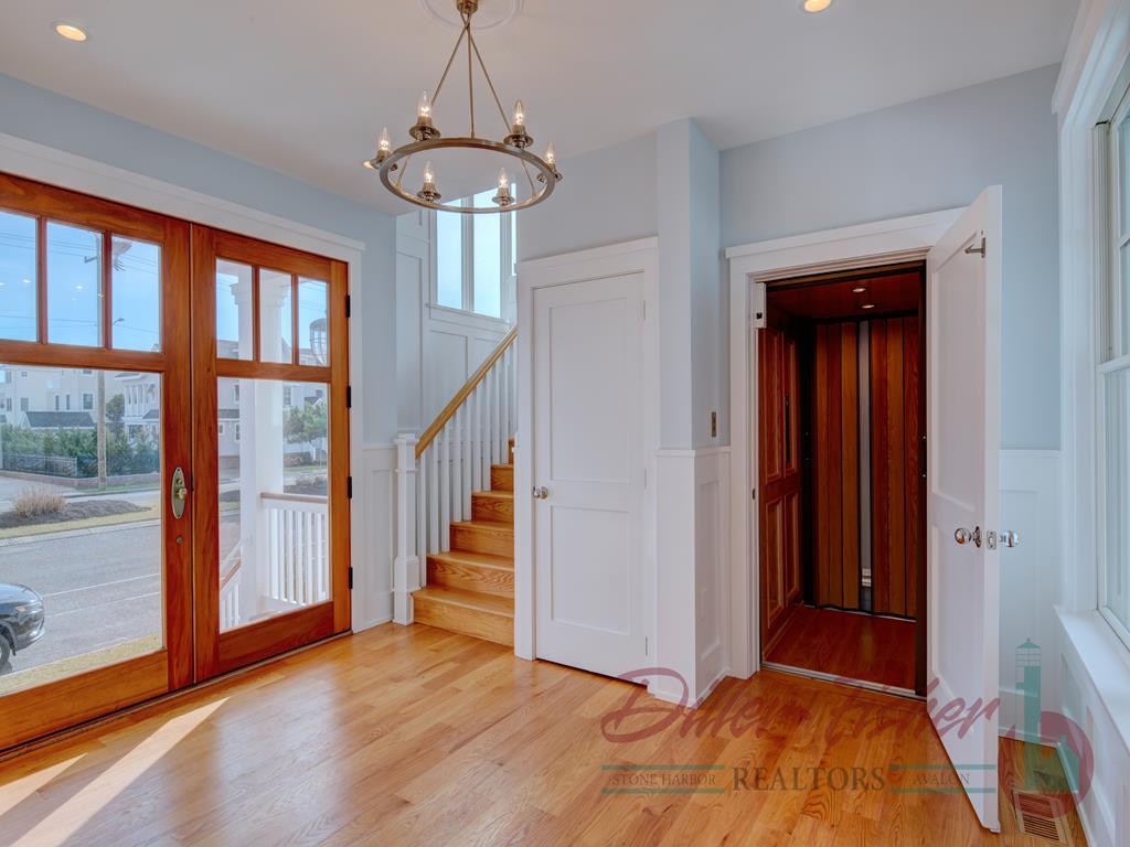 7688 Dune Drive, Avalon (Mid-Island)