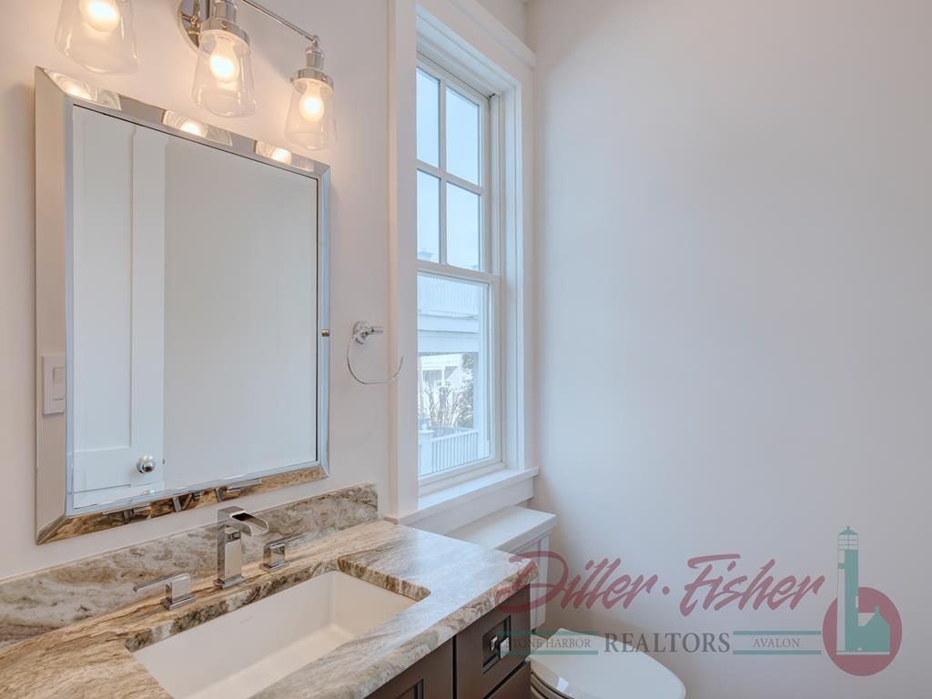 7688 Dune Drive, Avalon (Mid-Island)