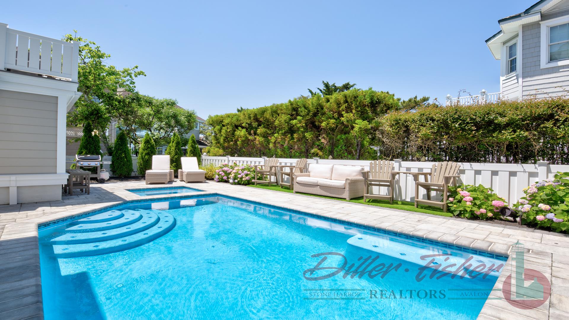 7688 Dune Drive, Avalon (Mid-Island)