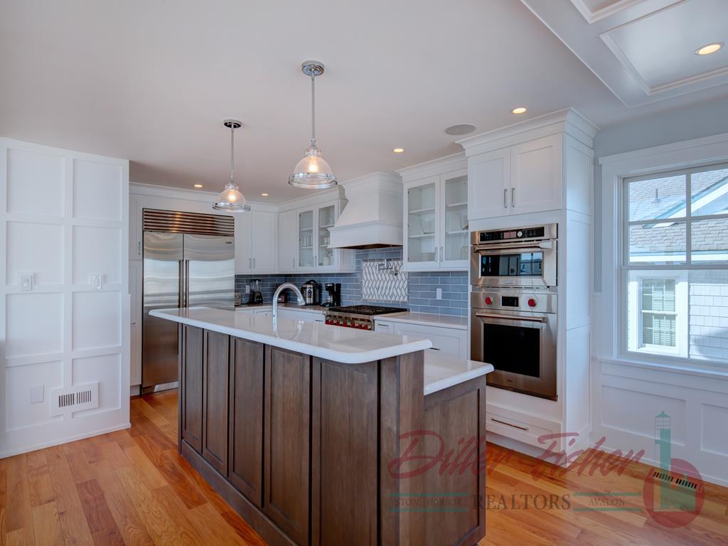 7688 Dune Drive, Avalon (Mid-Island)