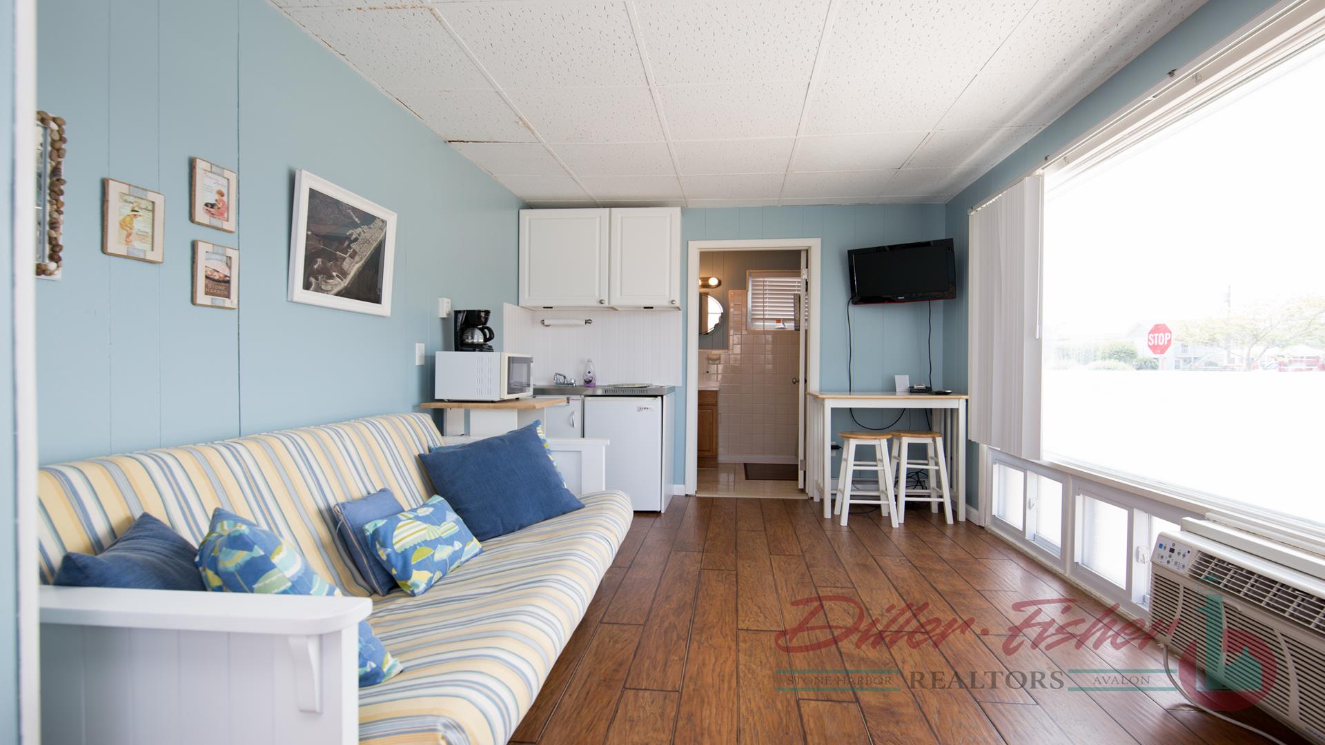 9816 Second Avenue, Stone Harbor (Mid-Island) - Picture 2